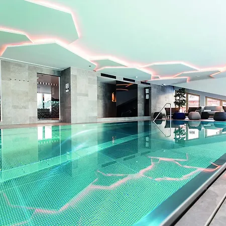 Elizabeth Arthotel Adults Only Hotel